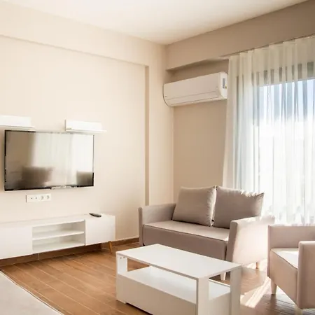 Superb Flat Near Sea With Shared Pool In Cesme 아파트 Çeşme